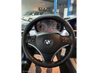 tweedehands BMW 318 3-SERIE i AUT/Leder/Navi/parkeersen/stoelv