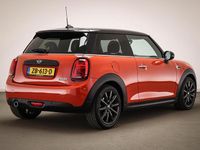 Occasion Mini Cooper Chili 2019 Oranje Hatchback