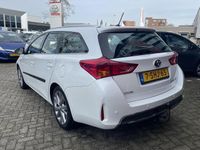 tweedehands Toyota Auris Hybrid 1.8 Hybrid 136pk CVT Executive