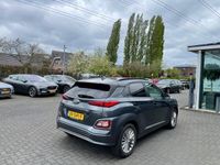 tweedehands Hyundai Kona EV Premium 64kWh | Leer | Navi