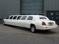 tweedehands Lincoln Town Car STRETCHED LIMOUSINE V8