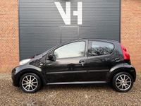 Occasion Peugeot 107 Sportium 68 PK (50 kW) 2011 Zwart Hatchback
