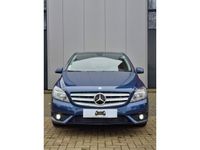 tweedehands Mercedes B180 Ambition AUTOMAAT / AIRCO/ NAVI/ /afneembare trekhaak