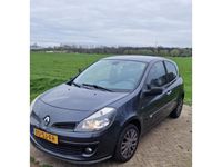 tweedehands Renault Clio 1.6-16V Dynamique Luxe