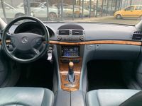 tweedehands Mercedes E320 E-KLASSEAutom Airco Leer Cruise Navi Pdc 2003 Youngtime Schuifdak 19 Inch Amg Velgen Vol Opties