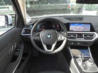 tweedehands BMW 320 3 Serie Touring i Executive Sport Line Automaat