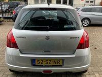 tweedehands Suzuki Swift 1.3 Shogun 5-deurs airconditioning elektrische ramen+spiegels lm-velgen cv met afstandsbediening dealeronderhoud