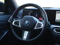 Occasion BMW 330e Executive 294 PK (216 kW) 2023 Zwart (metallic) Stationwagen