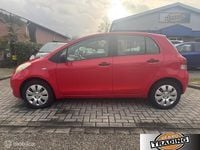 Occasion Toyota Yaris Cool 69 PK (50 kW) 2009 Rood Hatchback