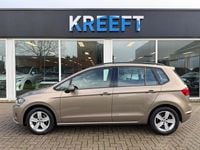 Occasion VW Golf Sportsvan Highline 112 PK (82 kW) 2015 Geel MPV