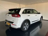 tweedehands Kia Niro 1.6 GDi Hybrid DynamicLine,Trekhaak,Parelmoer WIt