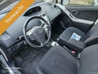 tweedehands Toyota Yaris 1.3 VVTi Sol MMT Automaat I NAP I Airco