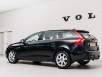 tweedehands Volvo V60 T3 Momentum Powershift, Business Pack Connect