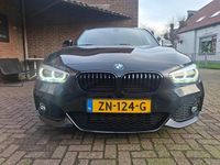Occasion BMW 118 Shadowline 136 PK (100 kW) 2019 Zwart Hatchback