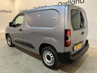 tweedehands Citroën Berlingo 1.5 HDI 130 PK Automaat / Euro 6 / Airco / Cruise Control / PDC / CarPlay / Navigatie / 3-Zits