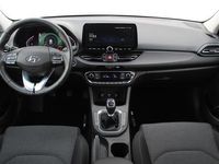 tweedehands Hyundai i30 Wagon 1.0 T-GDi MHEV Comfort Smart / Navigatie + Apple Carplay/Android Auto / Climate Control / Achteruitrijcamera / Keyless Entry & Start / Cruise Control /