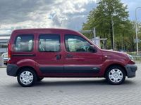 tweedehands Renault Kangoo combi 1.2-16V Expr Luxe 5 persoons 2006 Airco