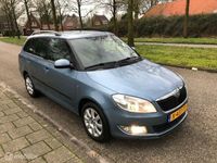 tweedehands Skoda Fabia Combi 1.2 TSI Ambition Vol opties!!