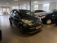 Occasion Peugeot 107 68 PK (50 kW) 2007 Grijs (metallic) Hatchback