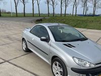 tweedehands Peugeot 206 1.6-16V Premium