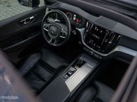 tweedehands Volvo XC60 Recharge T8 AWD R-Design 390 pk | Pine Grey | vol!