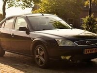 tweedehands Ford Mondeo 2.0-16V Platinum AUTOMAAT MET AIRCO-CLIMA, ELEC. RAMEN EN MEER!