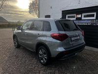 Occasion Suzuki Vitara 111 PK (81 kW) 2018 Grijs (metallic) SUV