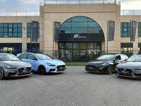 Occasion BMW 128 Executive 265 PK (194 kW) 2022 Blauw Hatchback