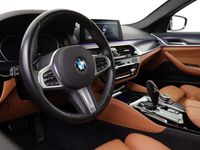 tweedehands BMW 520 5-SERIE i Executive M Sport Automaat / Sportstoelen / M Sportonderstel / PDC voor + achter / Leder