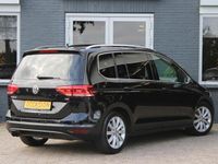 tweedehands VW Touran 1.4 TSI 150PK DSG Highline 7-Persoons Panorama