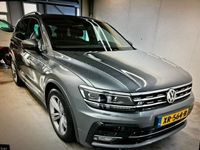 tweedehands VW Tiguan 1.4 TSI R-LineLEDPanoDigi DisplayElekt Trekhk