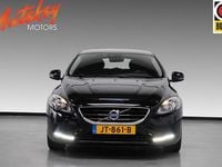 Occasion Volvo V40 Summum 123 PK (90 kW) 2016 Zwart Hatchback