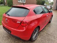 Occasion Alfa Romeo Giulietta Exclusive 2015 Rood Hatchback