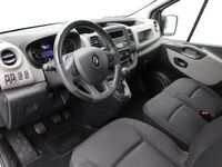 tweedehands Renault Trafic 1.6 dCi T27 L1H1 Comfort 2016 | Goed Onderhouden | 1e Eigenaar | Airco | Cruise Control | Elektrische Ramen | Radio BT | Stuurwiel Bediening | Boekjes | 2 Sleutels