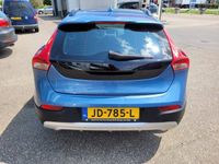 tweedehands Volvo V40 CC 2.0 D2 Summum AUTOMAAT