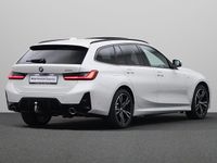 Occasion BMW 330e M Sport 184 PK (135 kW) 2025 Wit Stationwagen