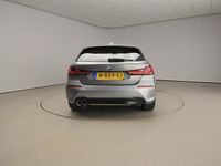 Occasion BMW 118 Executive 136 PK (100 kW) 2022 Grijs Hatchback