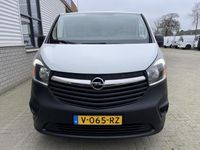 tweedehands Opel Vivaro 1.6 CDTI L1H1 Edition / vaste prijs rijklaar ¤ 11.950 ex btw / lease vanaf ¤ 219 / airco / cruise / trekhaak 2000 kg / pdc achter / bijrijdersbank !