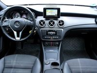 tweedehands Mercedes GLA180 Prestige AUT NAVI BT LEDER XENON PDC CRUISE '16