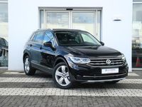 tweedehands VW Tiguan 1.5 TSI 150 7DSG Elegance SUV | Handgeschakeld | Multimedia Pakket Plus | Winterpakket | Velgen 'Victoria Falls', 19 inch lichtmetaal | Reservewiel staal, plaatsbesparend | 360 graden-camera (Area View) | Ergo-Active stoel...