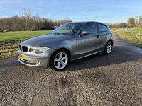 Occasion BMW 118 143 PK (105 kW) 2009 Grijs Hatchback