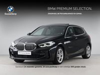 Occasion BMW 118 Executive 136 PK (100 kW) 2022 Zwart Hatchback