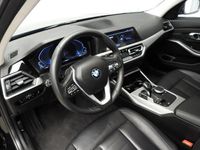 tweedehands BMW 330e 3 Serie SedanLED / Leder / Navigatie / Stoel