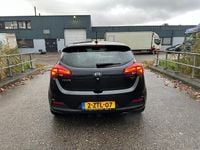 Occasion Kia Ceed 135 PK (99 kW) 2015 Zwart Hatchback