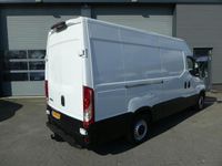 tweedehands Iveco Daily 35S13V 2.3 130 pk L2H2 ,3 zits ,3500kg trekhaak, camera, airco