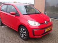 tweedehands VW up! 1.0 active camera cruise control nieuwstaat lichte