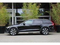 tweedehands Volvo V60 CC B5 AWD Ultimate | Harman/Kardon | Stoelventilatie en -massage | Schuifdak | Pilot Assist | Keyless | 20" velgen