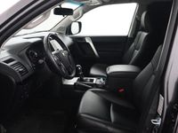 tweedehands Toyota Land Cruiser 2.8 D-4D-F Comfort Window Van Bullbar, Camera, Apple Carplay