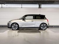 Occasion Mini Cooper Favoured 160 kW (218 PK) 2025 Grijs Hatchback