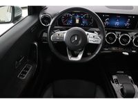 tweedehands Mercedes 180 A-klasseAMG | Panoramadak | Trekhaak | Carplay | DAB+ | Stoelve